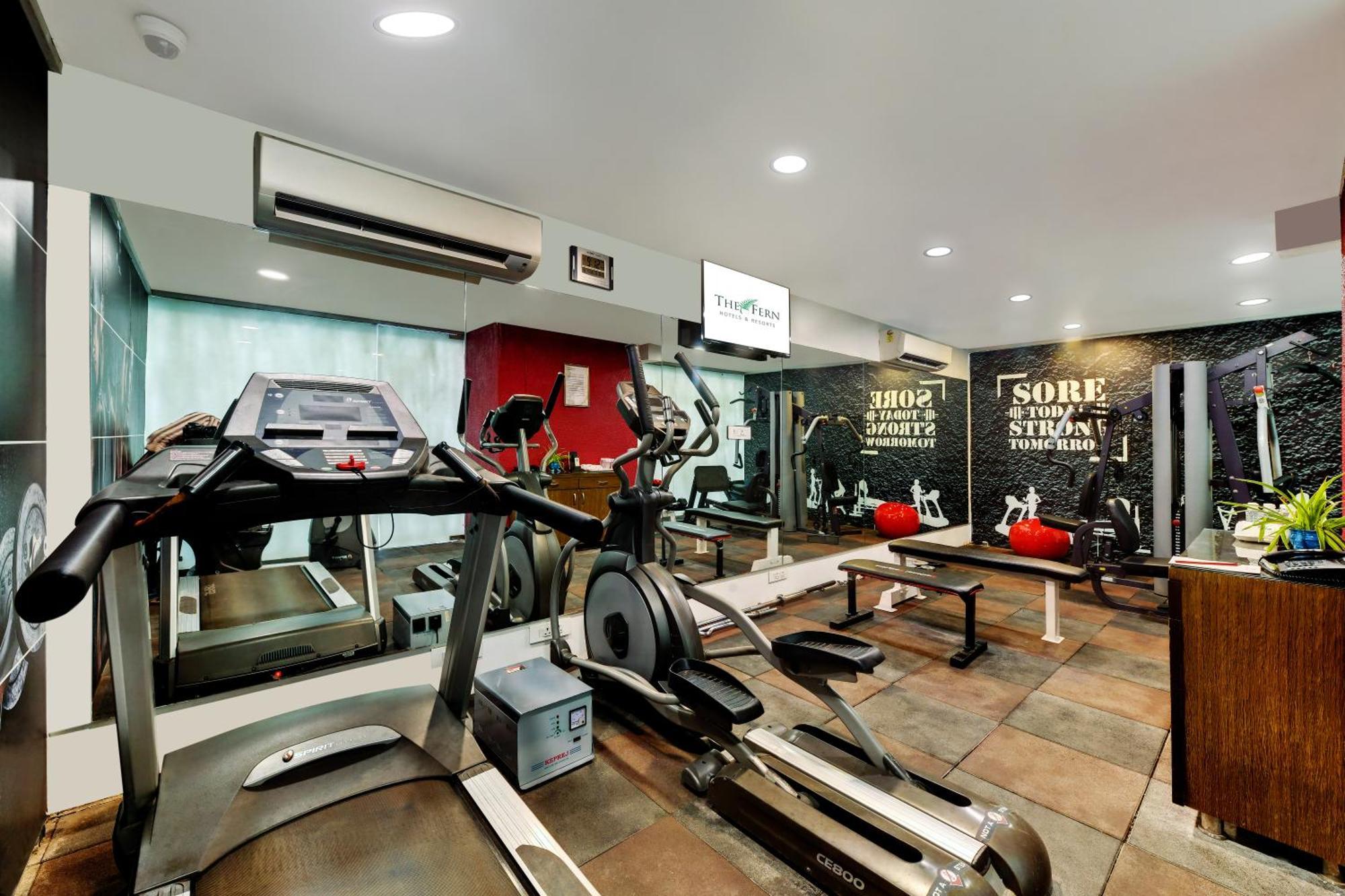 The Fern Residency Rajkot Hotel Bagian luar foto