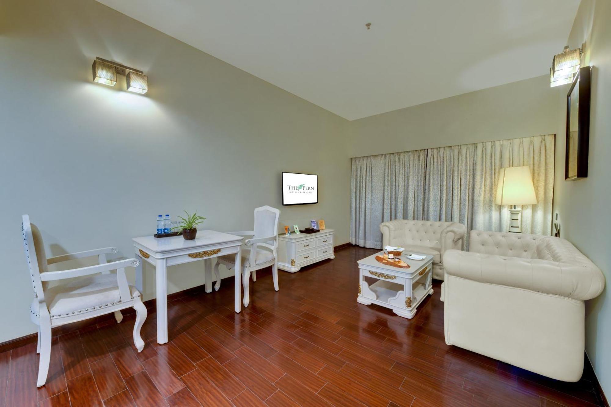 The Fern Residency Rajkot Hotel Bagian luar foto